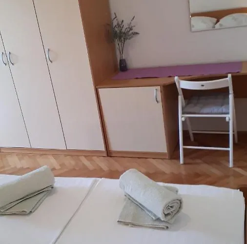 Apartmani Mileta *