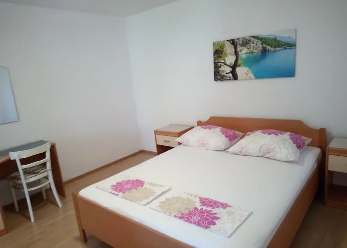 Apartmani Mileta Makarska