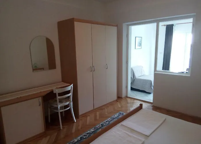 Apartmani Mileta * Makarska